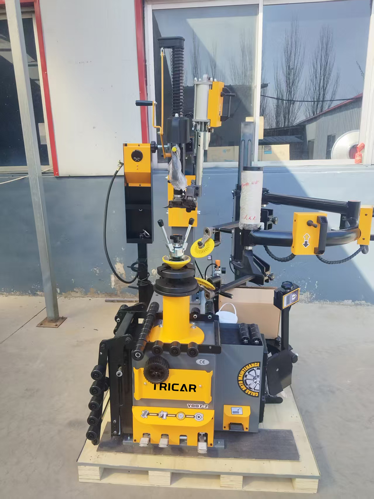 Tricar Luxury 28 Inch Fully Au - огляд і ціна Servo Motor